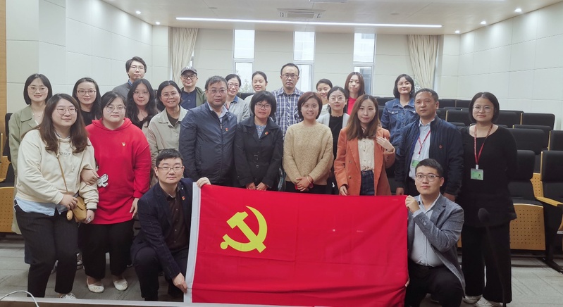 學‘四史’ 悟初心 促交流——美術學院與人文與社會科學研究院聯合黨支部活動紀實